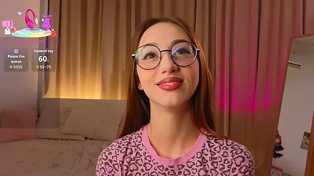 AvrilLeMell online show from December 22, 2025, 7:03 pm