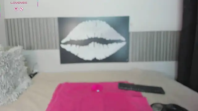 Anny-Cute online show from March 6, 2026, 11:44 pm