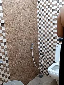 Snapshot of Niharika555 chatting on April 6, 2026, 6:36 am Niharika555 online show from April 6, 2026, 6:36 am