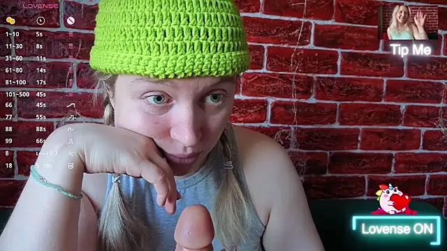 CitrusBlissss online show from May 27, 2026, 1:57 am
