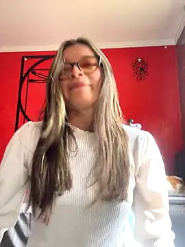 KoraSweett online show from November 7, 2025, 7:07 pm