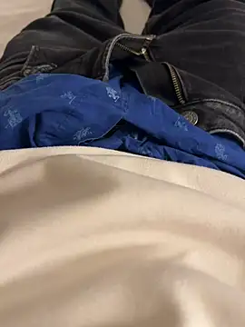 Snapshot of Big-Throbbin chatting on March 9, 2026, 11:36 am Big-Throbbin online show from March 9, 2026, 11:36 am