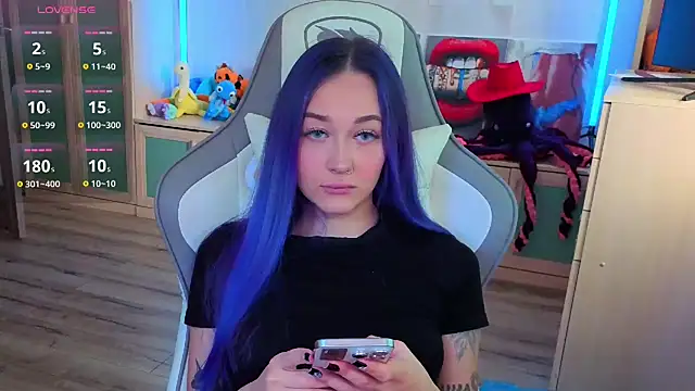 Im suka online show from October 25, 2025, 4:22 am