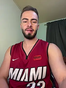 MaxDell online show from January 13, 2026, 2:37 am