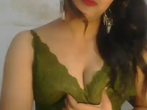 Snapshot of POOJA_199 chatting on July 24, 2026, 8:10 am POOJA 199 online show from July 24, 2026, 8:10 am