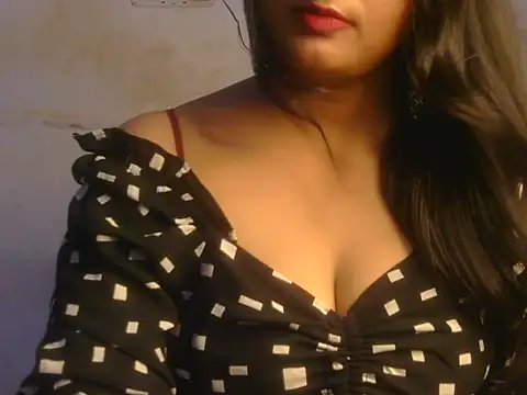 Snapshot of POOJA_199 chatting on July 20, 2026, 9:16 am POOJA 199 online show from July 20, 2026, 9:16 am