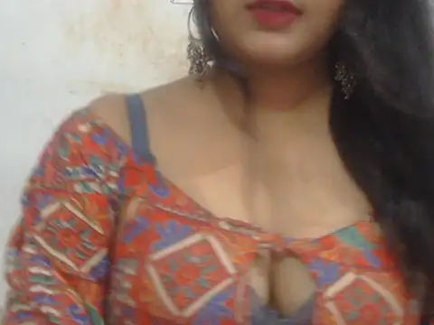 Snapshot of POOJA_199 chatting on July 4, 2026, 6:20 am POOJA 199 online show from July 4, 2026, 6:20 am
