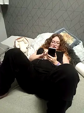 PerpetuaAnastagi online show from October 29, 2025, 4:28 pm