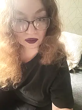 PerpetuaAnastagi online show from October 28, 2025, 11:20 am