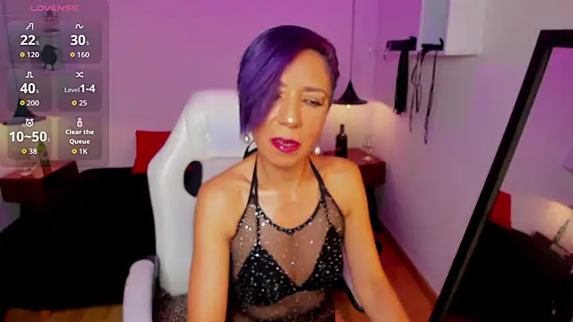 Snapshot of Trinityy__ chatting on June 23, 2026, 7:34 pm Trinityy online show from June 23, 2026, 7:34 pm