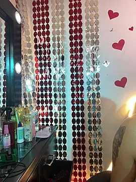 Nicol V online show from February 17, 2026, 4:54 am