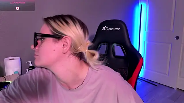 Charlies world online show from November 29, 2025, 6:30 pm