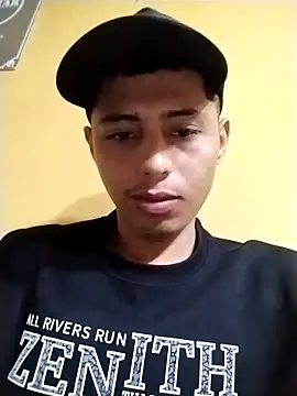 Snapshot of Lil_condor_bby1 chatting on October 25, 2025, 11:05 pm Lil condor bby1 online show from October 25, 2025, 11:05 pm