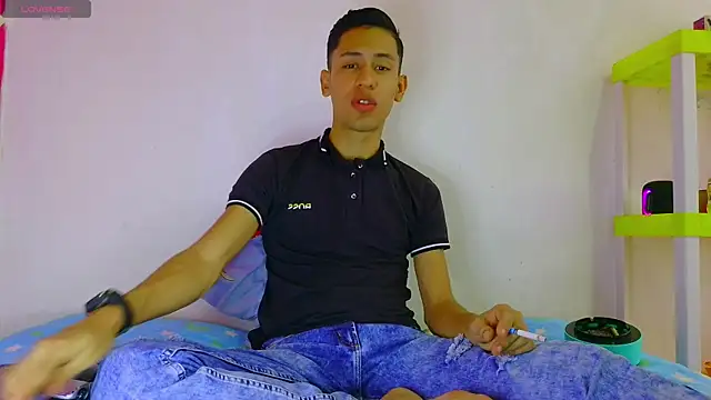 Snapshot of dylan_apol0 chatting on January 18, 2026, 4:27 am dylan apol0 online show from January 18, 2026, 4:27 am