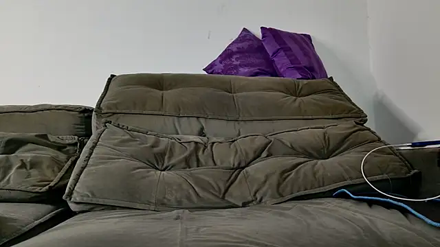 Snapshot of aaron_nvk chatting on February 5, 2026, 9:32 pm aaron nvk online show from February 5, 2026, 9:32 pm