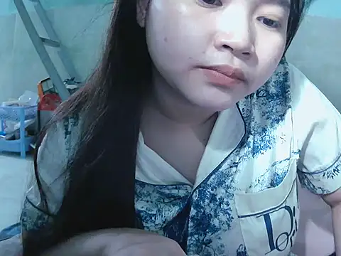 Lily3322 online show from March 18, 2026, 6:42 pm