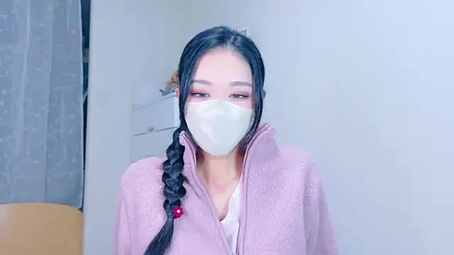 ramuchan desu online show from November 23, 2025, 1:37 am