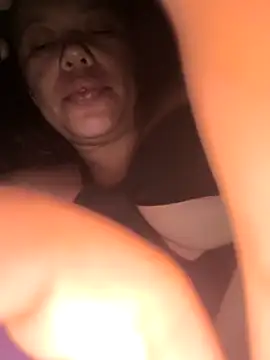 jojo surfistinha89 online show from November 1, 2025, 4:30 am