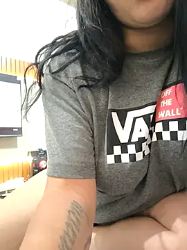 jojo surfistinha89 online show from September 28, 2025, 4:25 pm