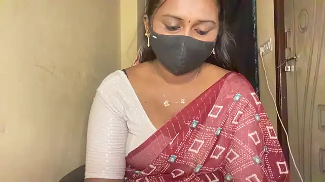 Pavani-Sexy online show from March 18, 2026, 5:25 pm