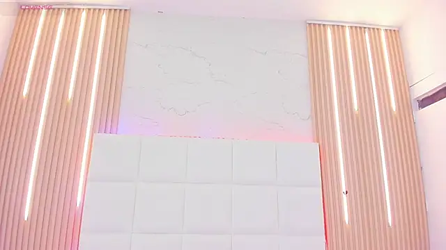 Elody rousse online show from November 5, 2025, 12:41 pm