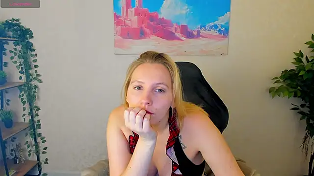 Anna Chelsea online show from April 16, 2026, 1:06 am