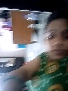 Trisha 71 online show from May 8, 2026, 4:33 pm