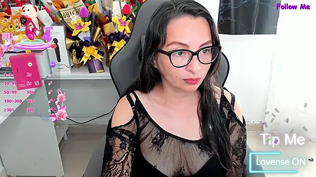 kimcathv online show from September 9, 2025, 2:15 pm