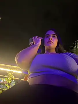 BellaLeclair online show from February 16, 2026, 12:42 am