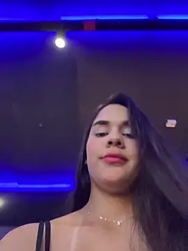 BellaLeclair online show from February 22, 2026, 8:10 pm