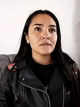 meli  brown online show from October 10, 2025, 6:25 am