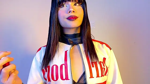 NATASHAA WINZ online show from January 9, 2026, 5:47 am