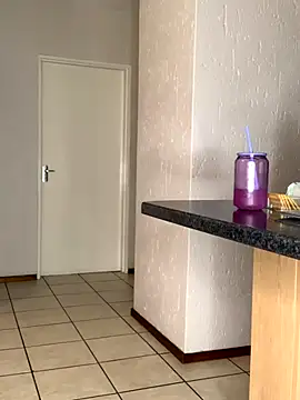 jayjayja19 online show from November 16, 2025, 4:12 pm