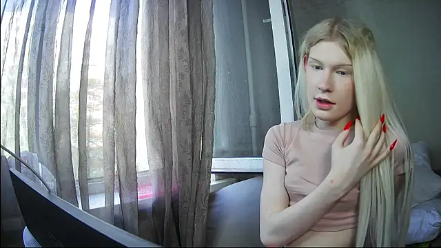 Sasyhk0 online show from May 4, 2026, 1:47 pm