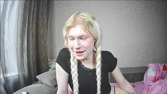 Sasyhk0 online show from May 10, 2026, 11:47 am
