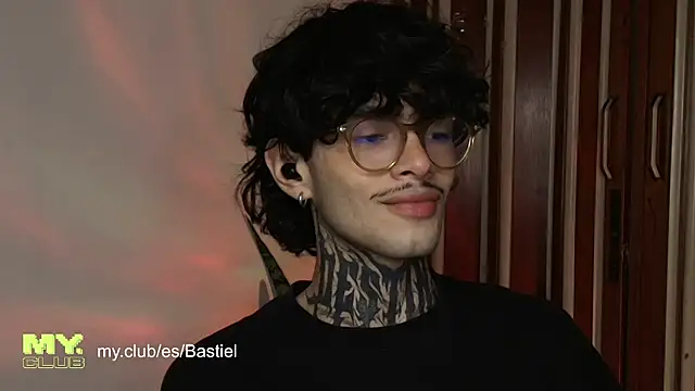 Mihail leroy online show from March 20, 2026, 2:45 am