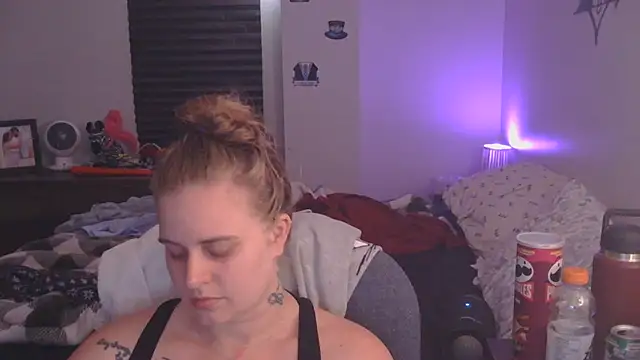 Snapshot of Sexyblonde12344 chatting on September 16, 2025, 6:42 pm Sexyblonde12344 online show from September 16, 2025, 6:42 pm