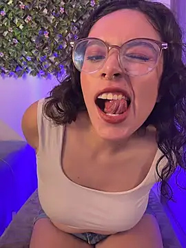 Katheerine online show from November 25, 2025, 12:55 am