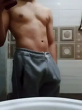 Snapshot of John_big345 chatting on February 14, 2026, 10:04 am John big345 online show from February 14, 2026, 10:04 am