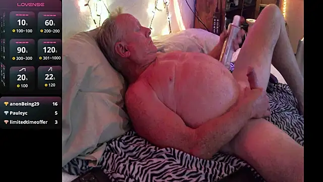 Pussyeat2please online show from April 14, 2026, 12:32 pm