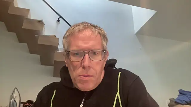 choupipat1 online show from December 3, 2025, 11:53 am