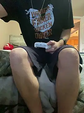 Snapshot of Travis746 chatting on April 9, 2026, 4:24 pm Travis746 online show from April 9, 2026, 4:24 pm