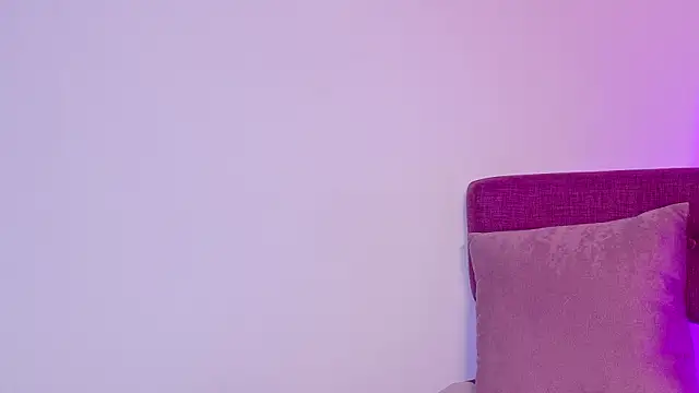 Snapshot of KITY_HILL chatting on February 17, 2026, 3:26 am KITY HILL online show from February 17, 2026, 3:26 am