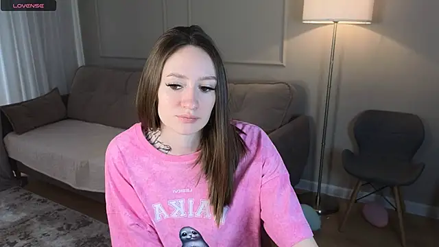 Snapshot of cutienaughtygirl chatting on April 4, 2026, 3:02 am cutienaughtygirl online show from April 4, 2026, 3:02 am