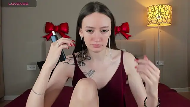 Snapshot of cutienaughtygirl chatting on March 6, 2026, 6:41 am cutienaughtygirl online show from March 6, 2026, 6:41 am