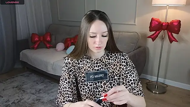 Snapshot of cutienaughtygirl chatting on March 10, 2026, 7:45 am cutienaughtygirl online show from March 10, 2026, 7:45 am