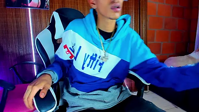 briamhoconor xh online show from March 3, 2026, 2:40 am