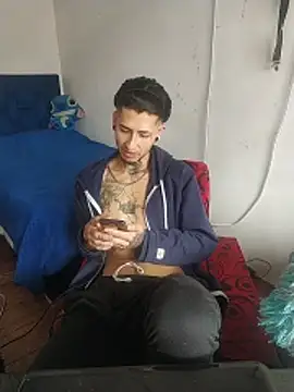 Tattoboy19cm online show from March 3, 2026, 6:15 pm