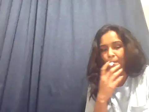 Snapshot of cute_indianxo chatting on October 12, 2025, 12:34 am cute indianxo online show from October 12, 2025, 12:34 am