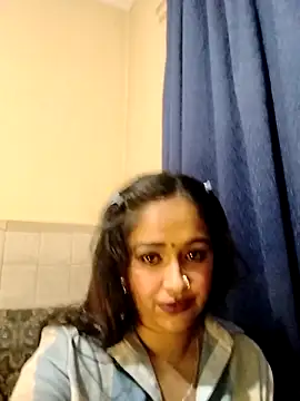 Snapshot of cute_indianxo chatting on April 23, 2026, 5:58 pm cute indianxo online show from April 23, 2026, 5:58 pm